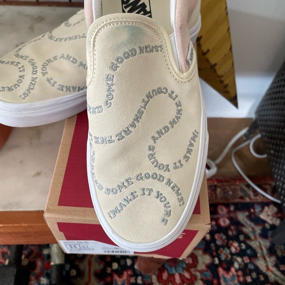 Vans High Vibe Slip-Ons ☀️ - Picture 2 of 6